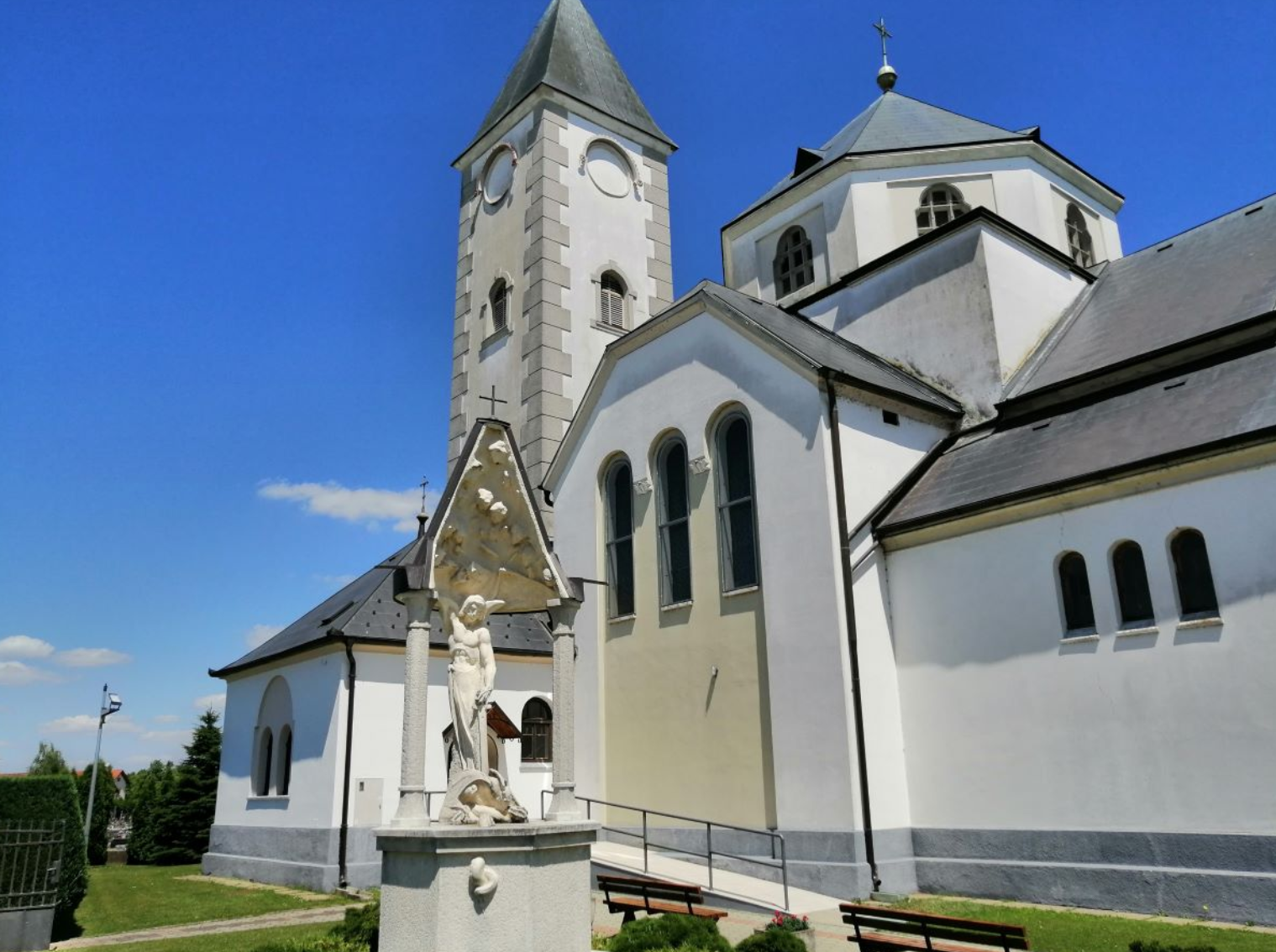 Sračinec - Župna crkva sv. Mihaela Arkanđela - Szent Mihály arkangyal-plébániatemplom