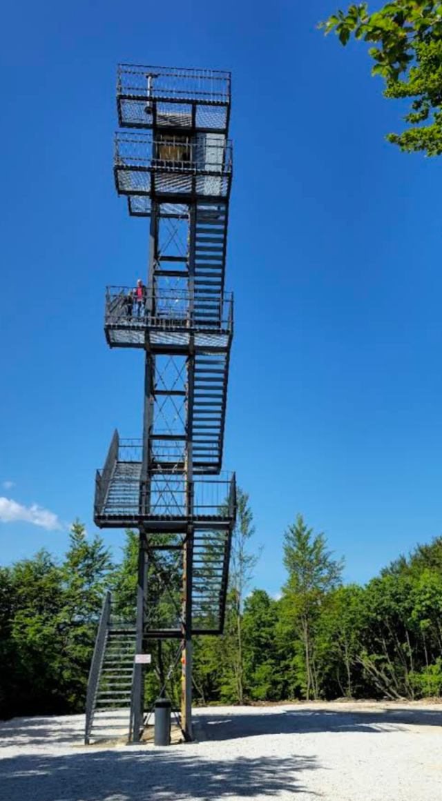 Vukovoj - Vidikovac na Babjak (491 m) - kilátó