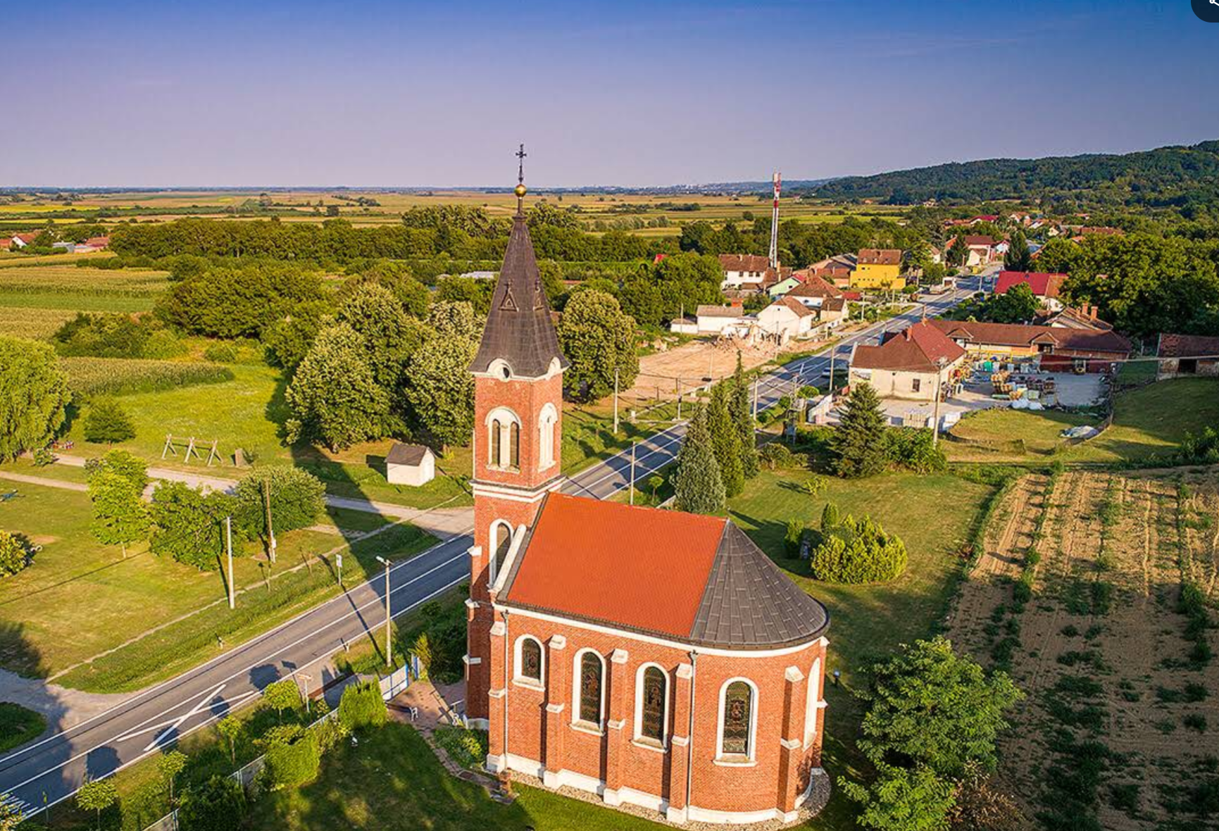 Cabuna - Župna crkva Kraljice svete Krunice - Szent Rózsafüzér Királynője-plébániatemplom