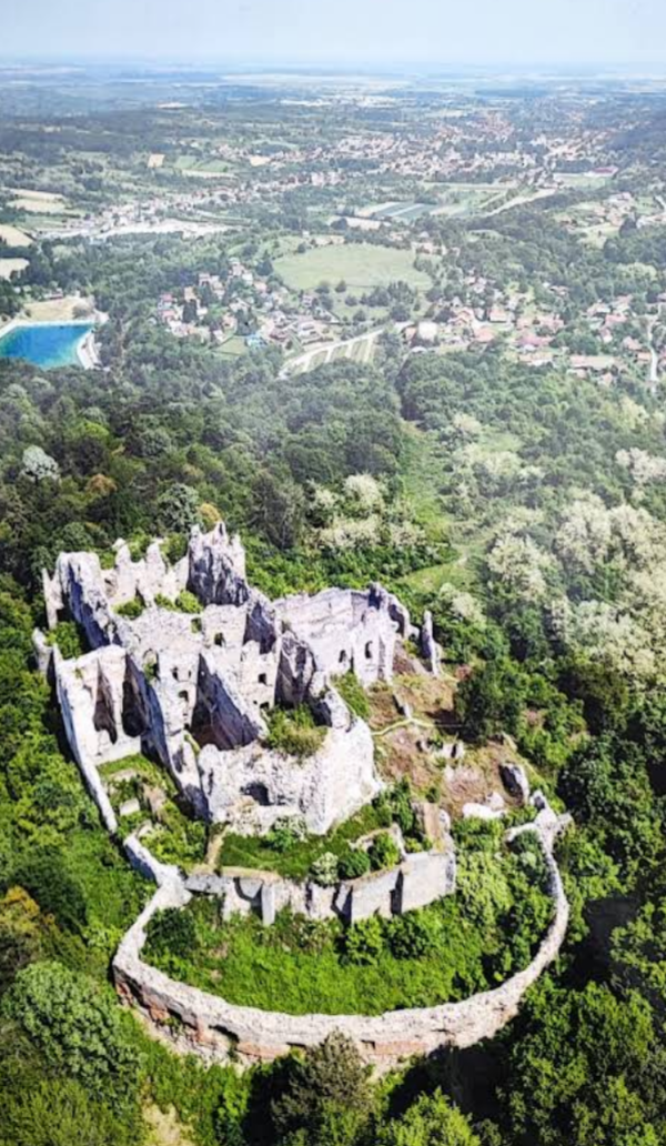 Duzluk - Ružica grad/Velika utvrda Orahovica - Raholca vára, a várkápolna romjai (378 m)