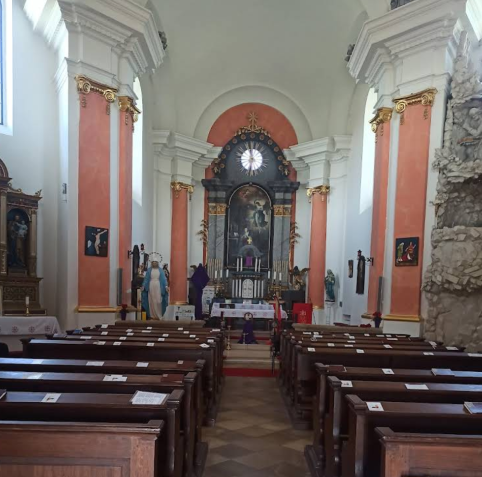 Suhopolje - Župna crkva sv. Terezije Avilske - Ávilai Szent Teréz-plébániatemplom