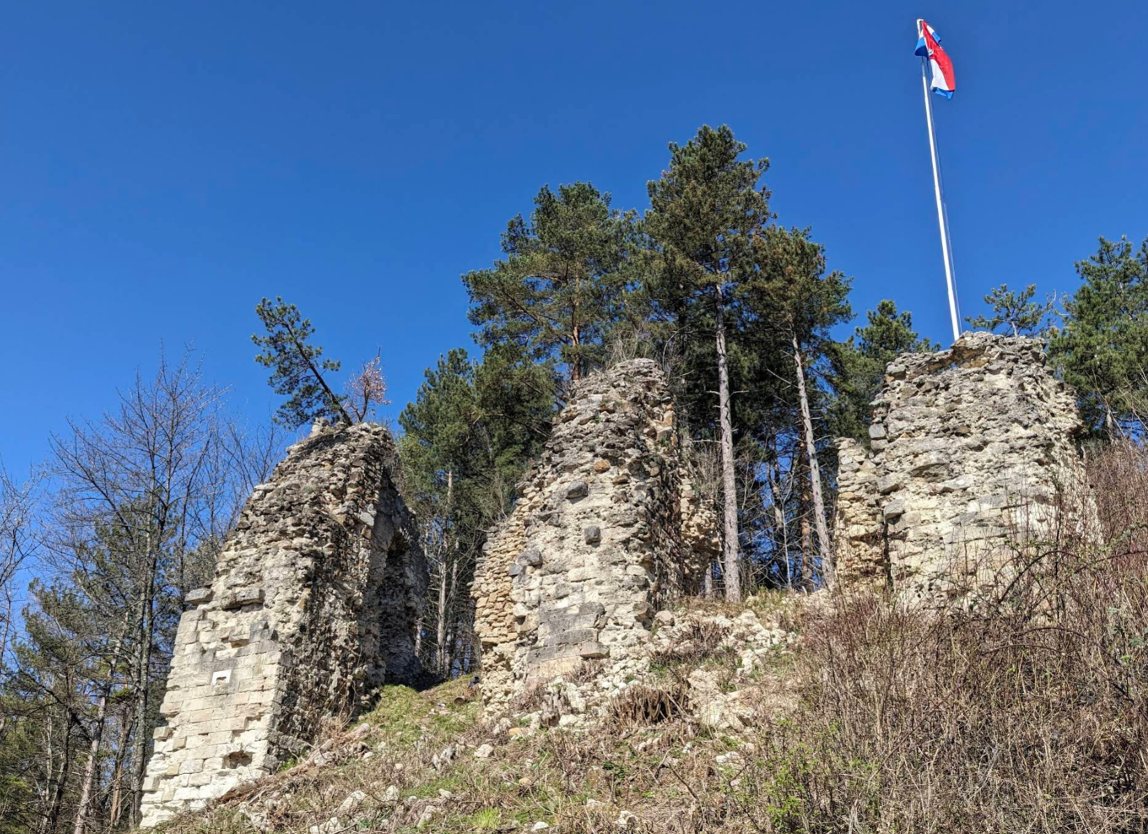 Voćin - Atyina - Stari grad Voćin - Atyina vára