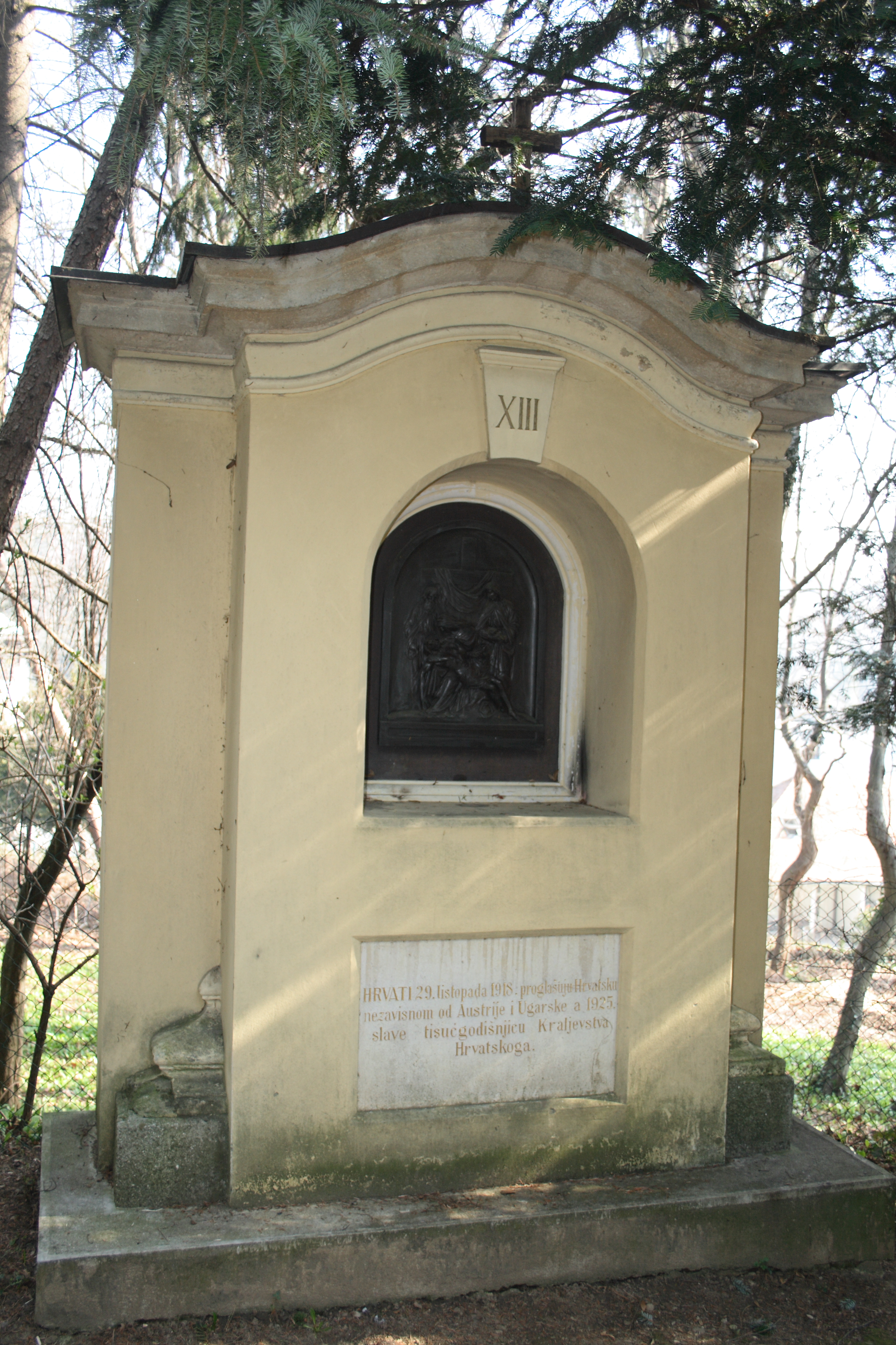 Zagreb, Gornji Grad – Medveščak - Felsőváros - Križni put u Župi sv. Franje Ksaverskog na Ksaveru - stációs keresztút a Xavéri Szent Ferenc plébánián