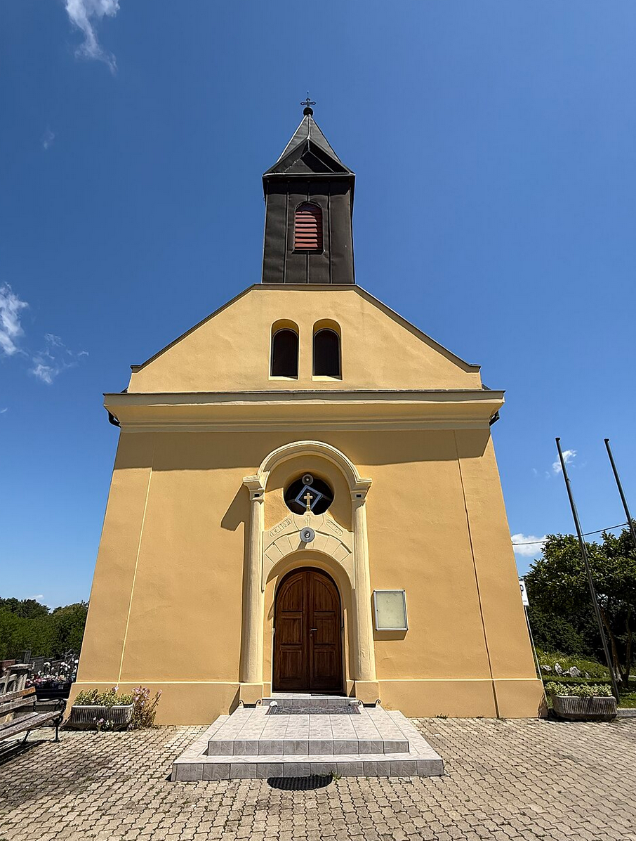 Kupinečki Kraljevec - Kapela sv. Ivana Krstitelja - Keresztelő Szent János-kápolna