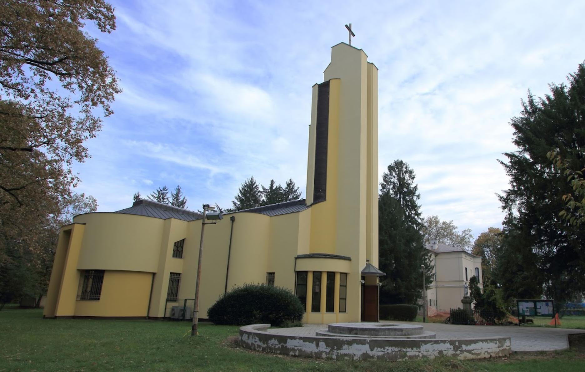 Zagreb, Maksimir - Župna crkva svetog Jeromina - Szent Jeromos-plébániatemplom