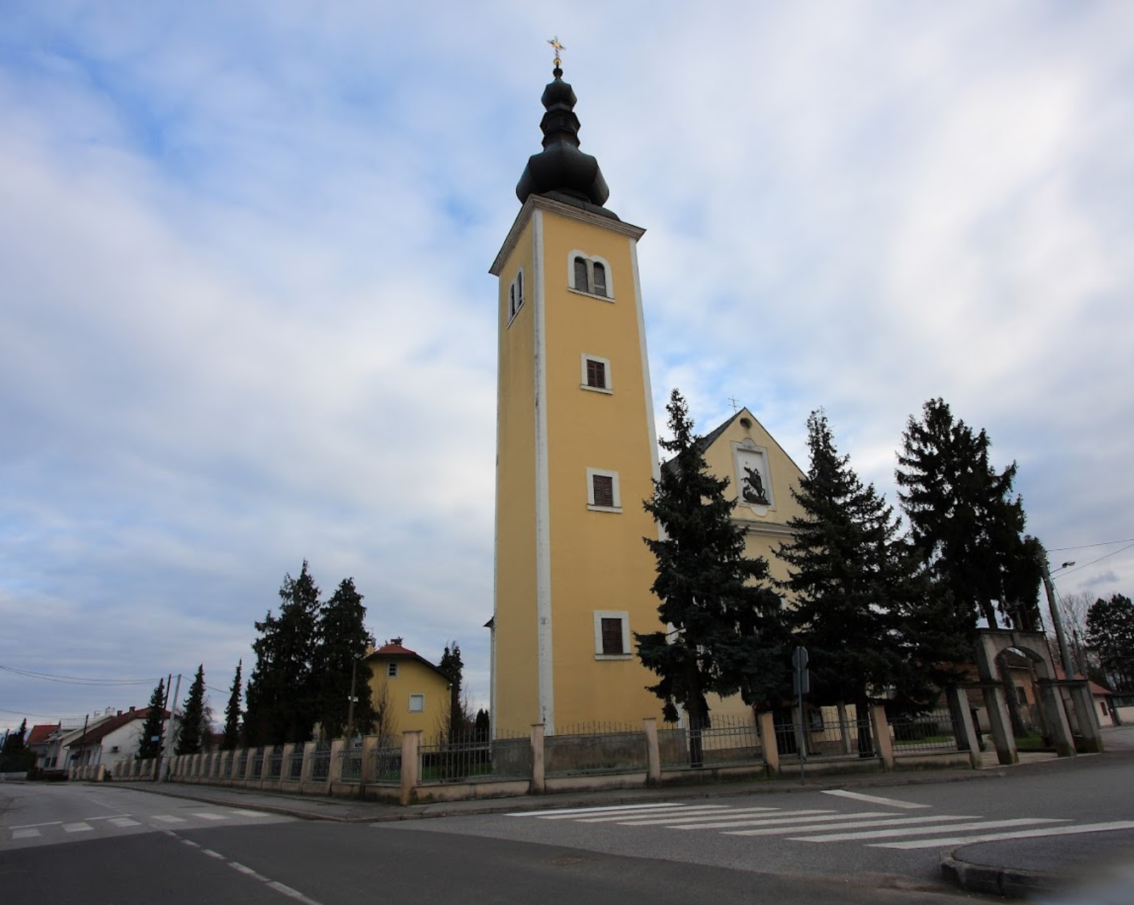 Zagreb, Novi Zagreb – istok - Župna crkva sv. Juraj i imena Marijinog u Odri - Szent György és Mária neve-plébániatemplom Odrában