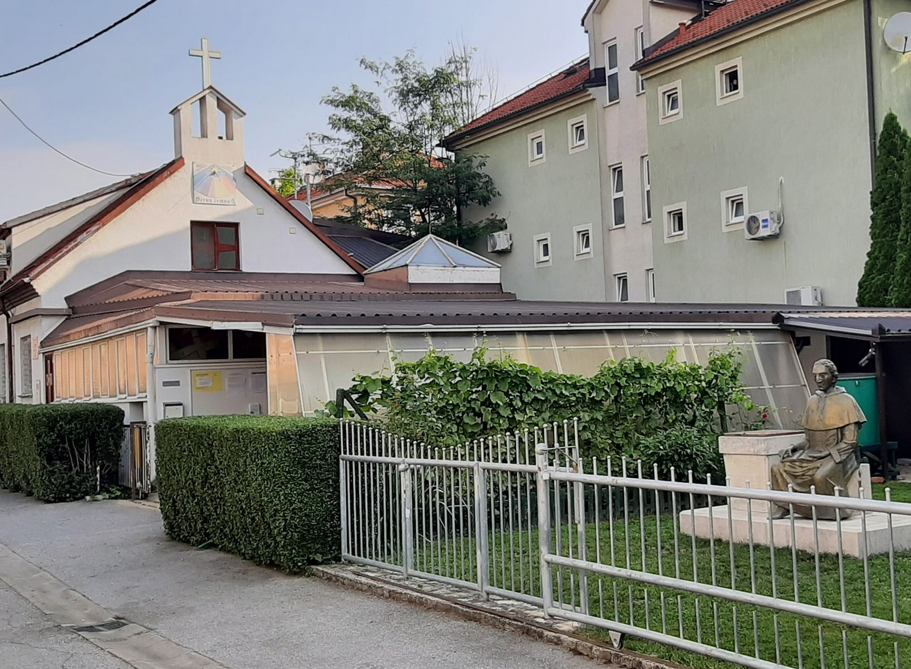 Zagreb, Novi Zagreb – istok - Župna crkva Porođenja Isusova na Kajzerici - Jézus születése-plébániatemplom Kajzericaban