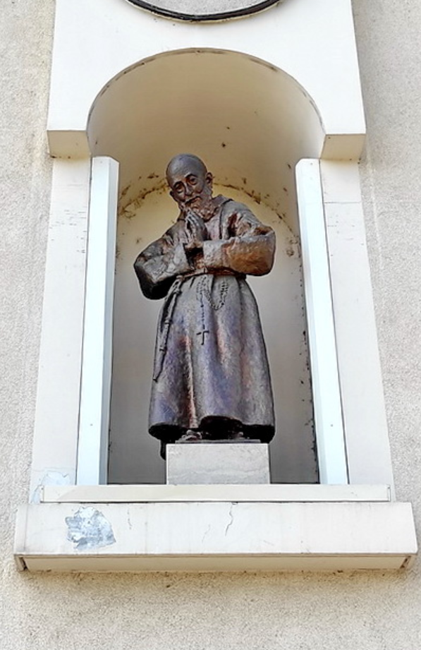 Zagreb, Gornja Dubrava - Župna crkva sv. Leopold Mandić u Dubravi - Szent Lipót Mandić-plébániatemplom Dubraviban