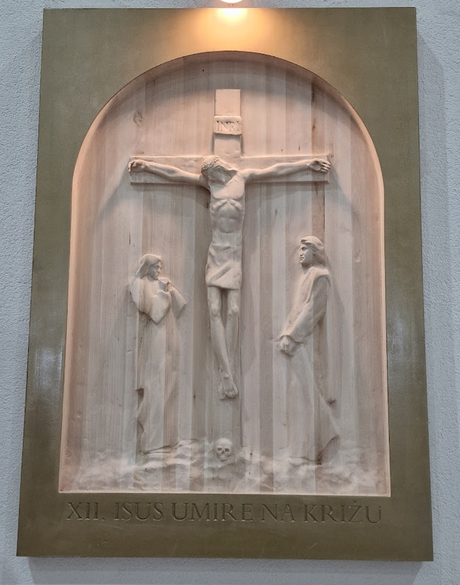 Zagreb, Gornja Dubrava - Župna crkva sv. Leopold Mandić u Dubravi - Szent Lipót Mandić-plébániatemplom Dubraviban