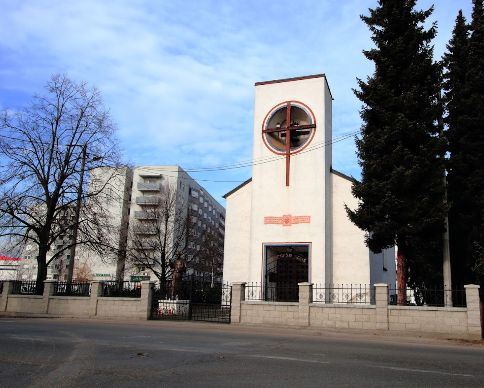 Zagreb, Novi Zagreb – istok - Kapela Majke Božje Kraljice Hrvata - Boldogságos Szűzanya, a horvátok királynője-kápolna