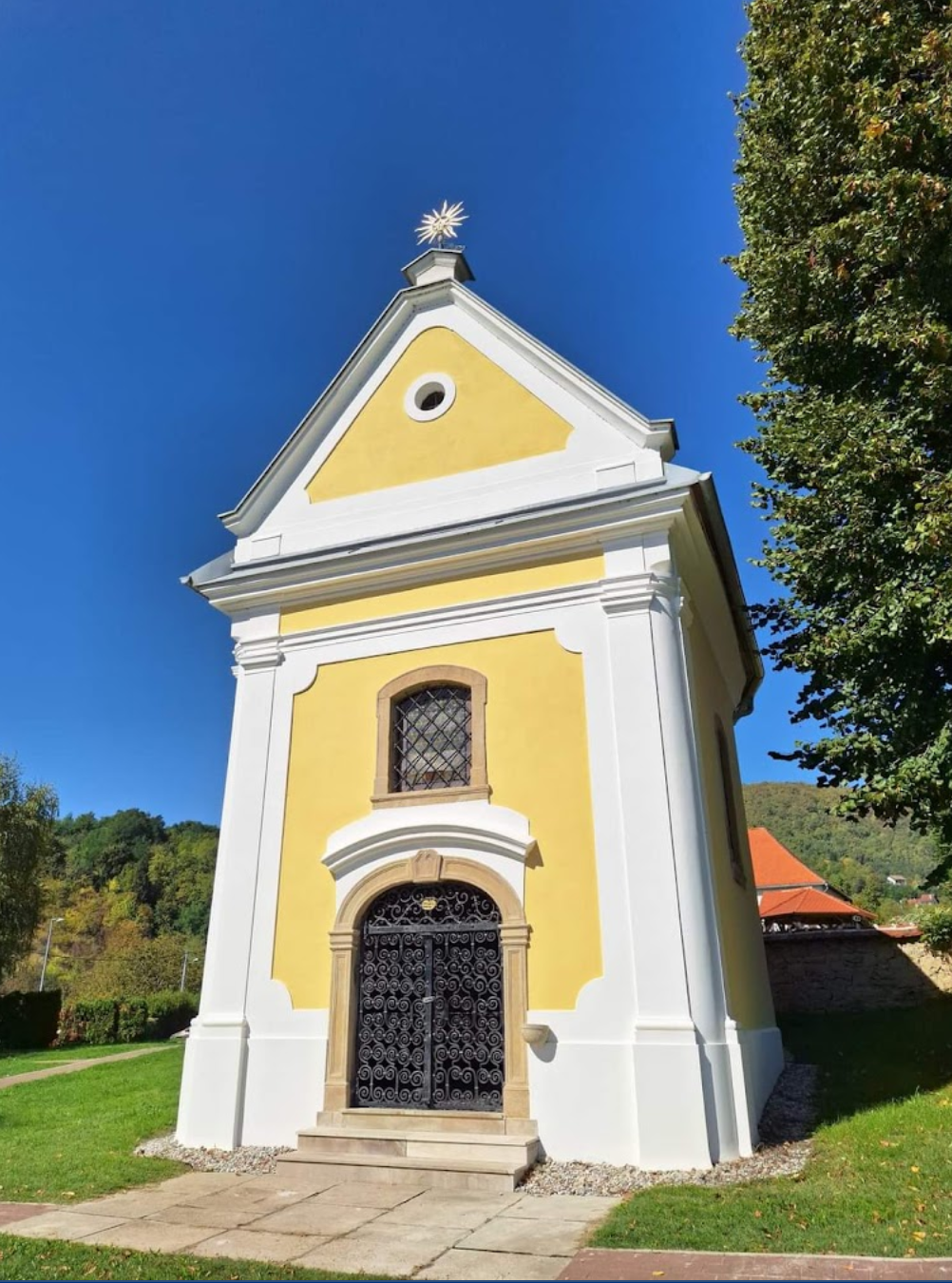 Zagreb, Podsljeme - Kapelica Majka Božja Anđeoske - Angyalok Boldogasszonya-kápolna