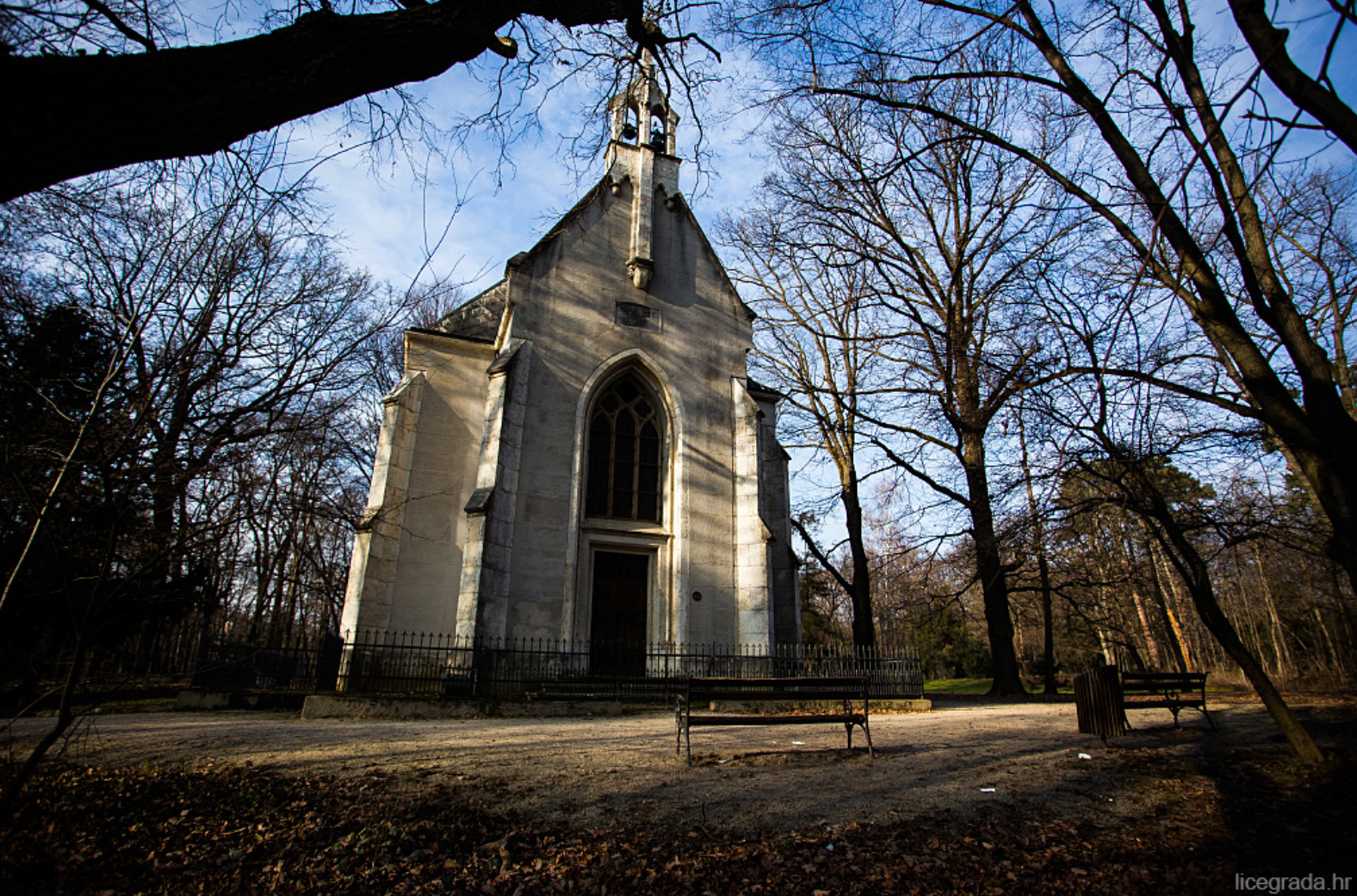 Zagreb, Maksimir - Kapelica svetog Jurja u parki Maksimir - Szent György-kápolna a Maksimir parkban