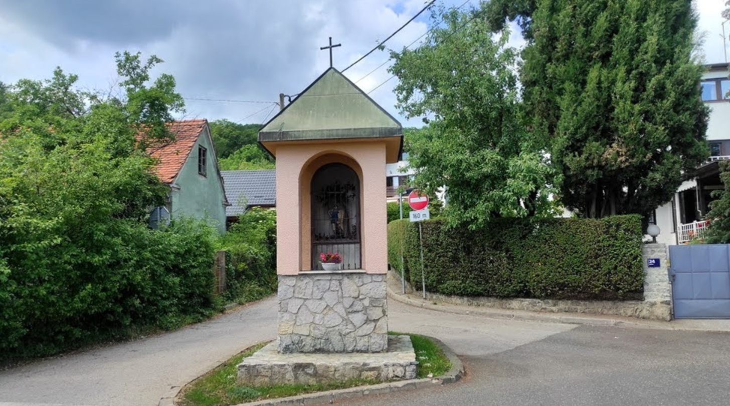 Zagreb, Podsljeme - Kapelica sv. Rafael na Trnčevićem putu - Szent Rafael-kápolna