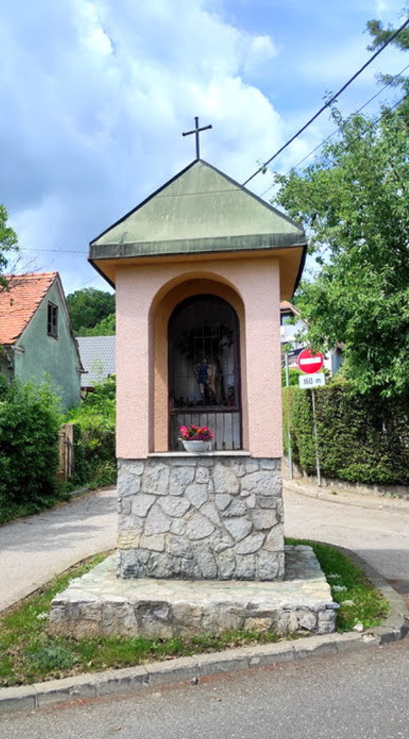 Zagreb, Podsljeme - Kapelica sv. Rafael na Trnčevićem putu - Szent Rafael-kápolna
