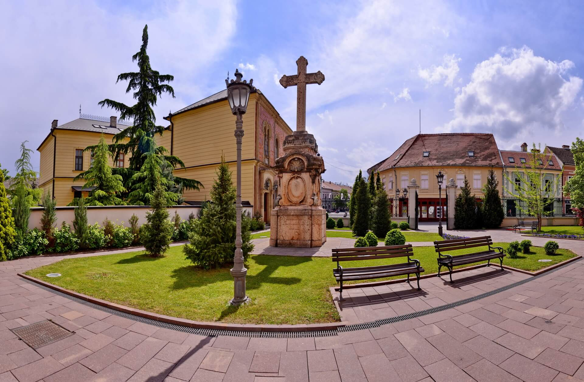 Novi Sad/Újvidék - Saborni hram Svetog velikomučenika Georgija u Novom Sadu - Szent György vértanú szerb ortodox székesegyház