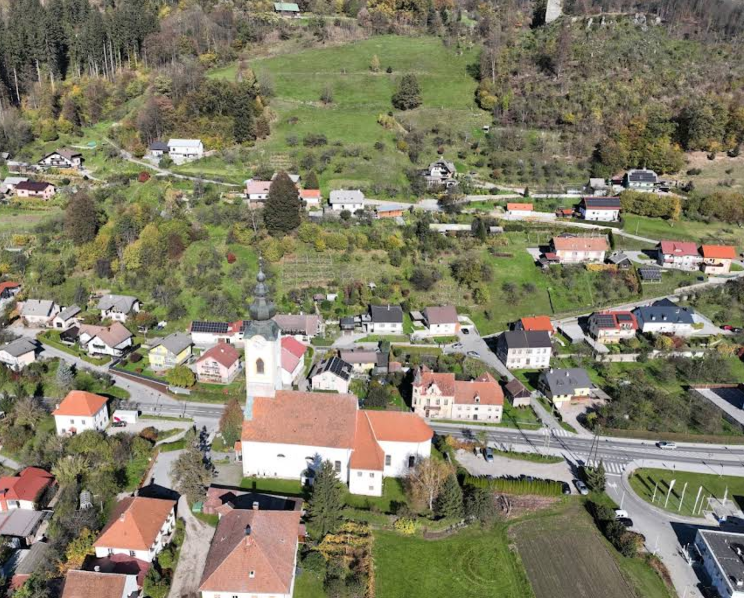 Dravograd - Župnijska cerkev sv. Janeza Evangelista - Evangelista Szent János-plébániatemplom