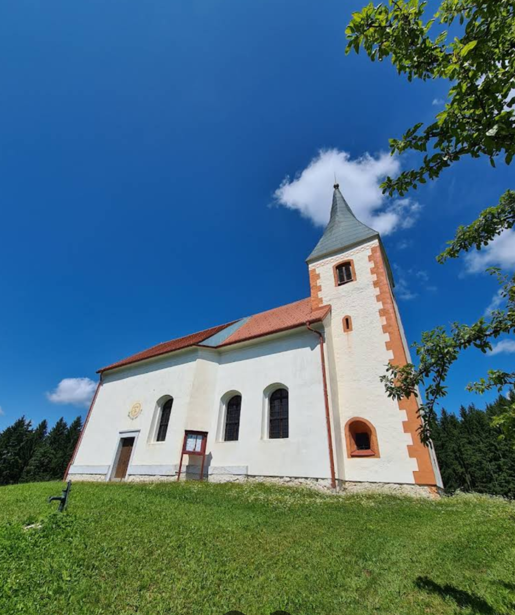 Kozjak - Cerkev sv. Mohorja in Fortunata - Szent Mohor és Fortunatus-templom