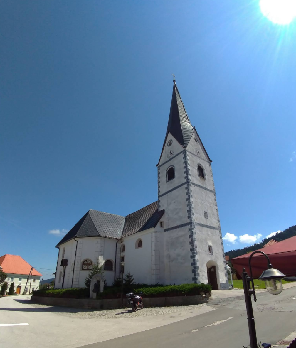 Ribnica na Pohorju - Župnijska cerkev sv. Jerneja - Szent Jeromos-plébániatemplom