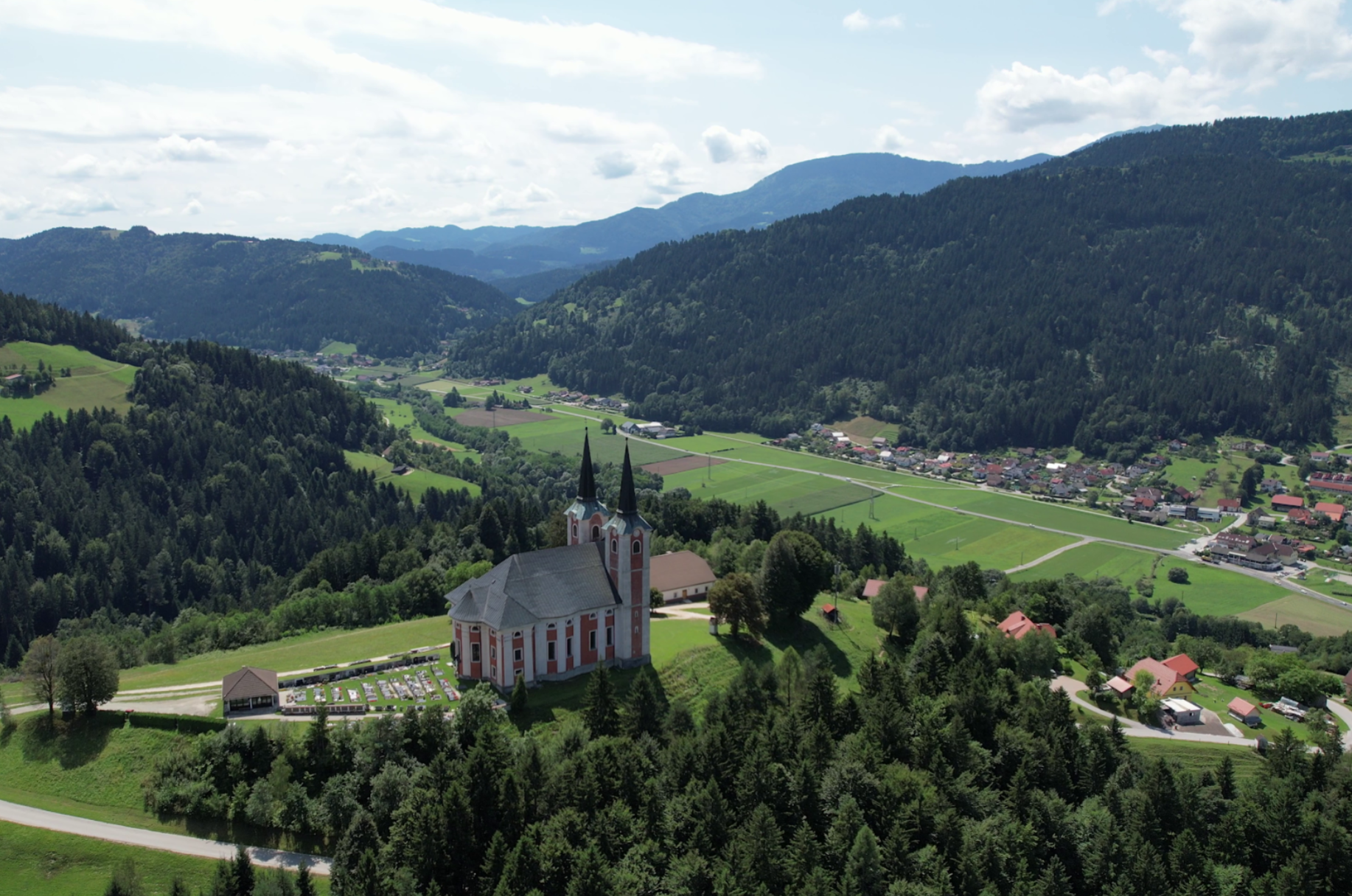 Otiški Vrh - Župnijska cerkev sv. Petra - Szent Péter-plébániatemplom