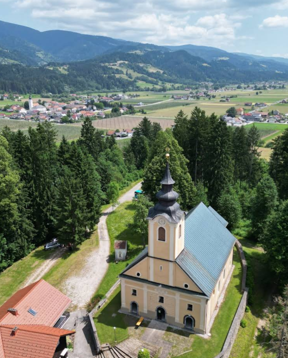 Šmartno pri Slovenj Gradcu - Cerkev sv. Marije matere božje - Szűz Mária Isten Anyja-templom