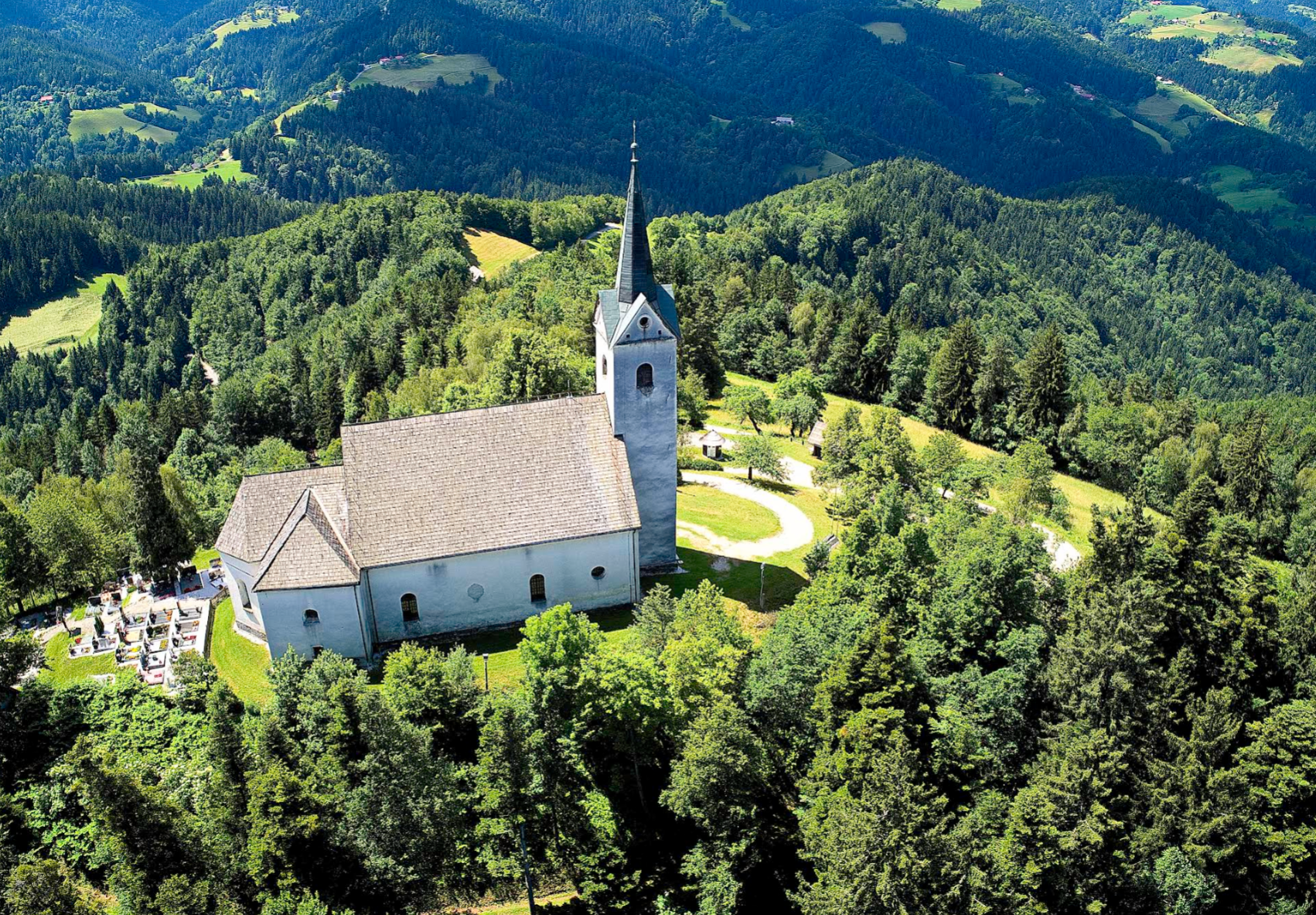Sveti Anton na Pohorju - Župnijska cerkev sv. Antona Padovanskega - Páduai Szent Antal-plébániatemplom