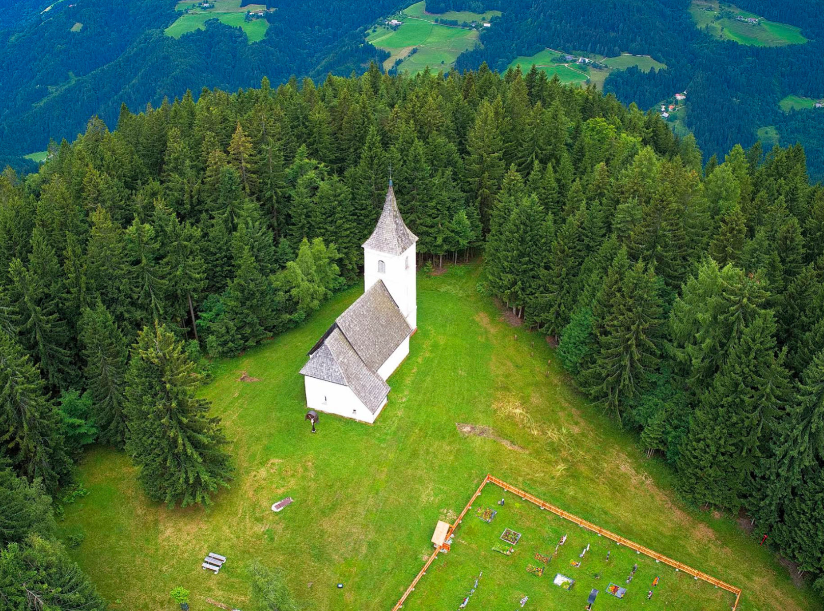 Sveti Jernej nad Muto - Župnijska cerkev sv. Jerneja - Szent Bertalan-templom