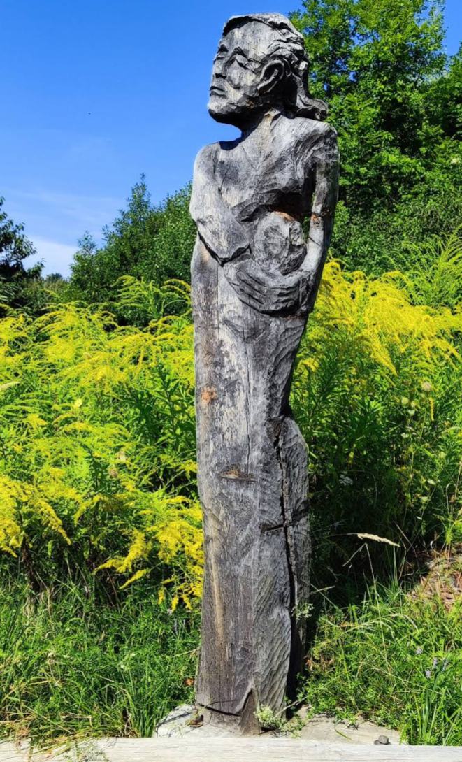 Limbuški grad: ostanki gradu in kip okamenele graščakinje - Limburg vára: a vár romjai és a megkövesedett várnagynő szobra