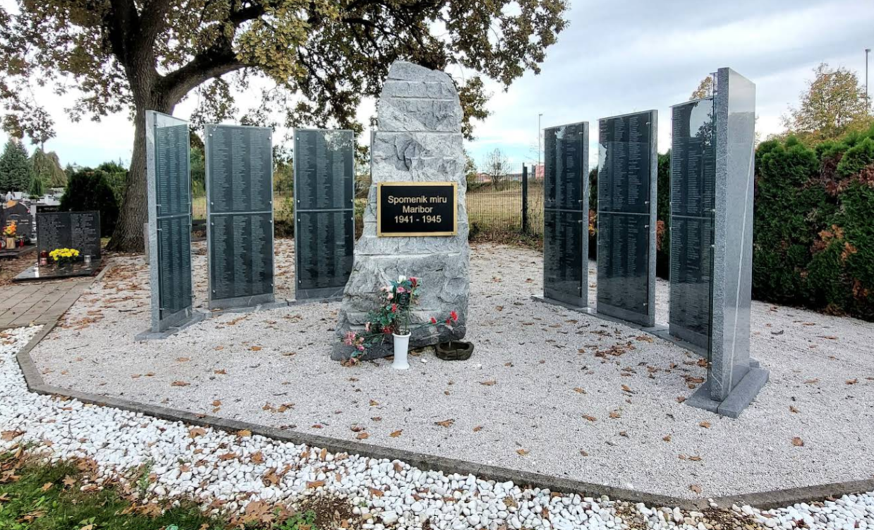 Maribor - Spomenik miru - Béke emlékmű a temető mellett
