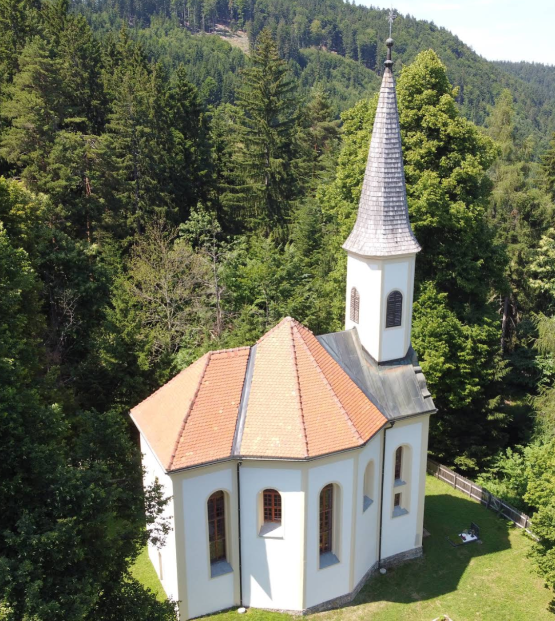 Smolnik - Cerkev sv. Marije - Szűz Mária-templom a temetőben