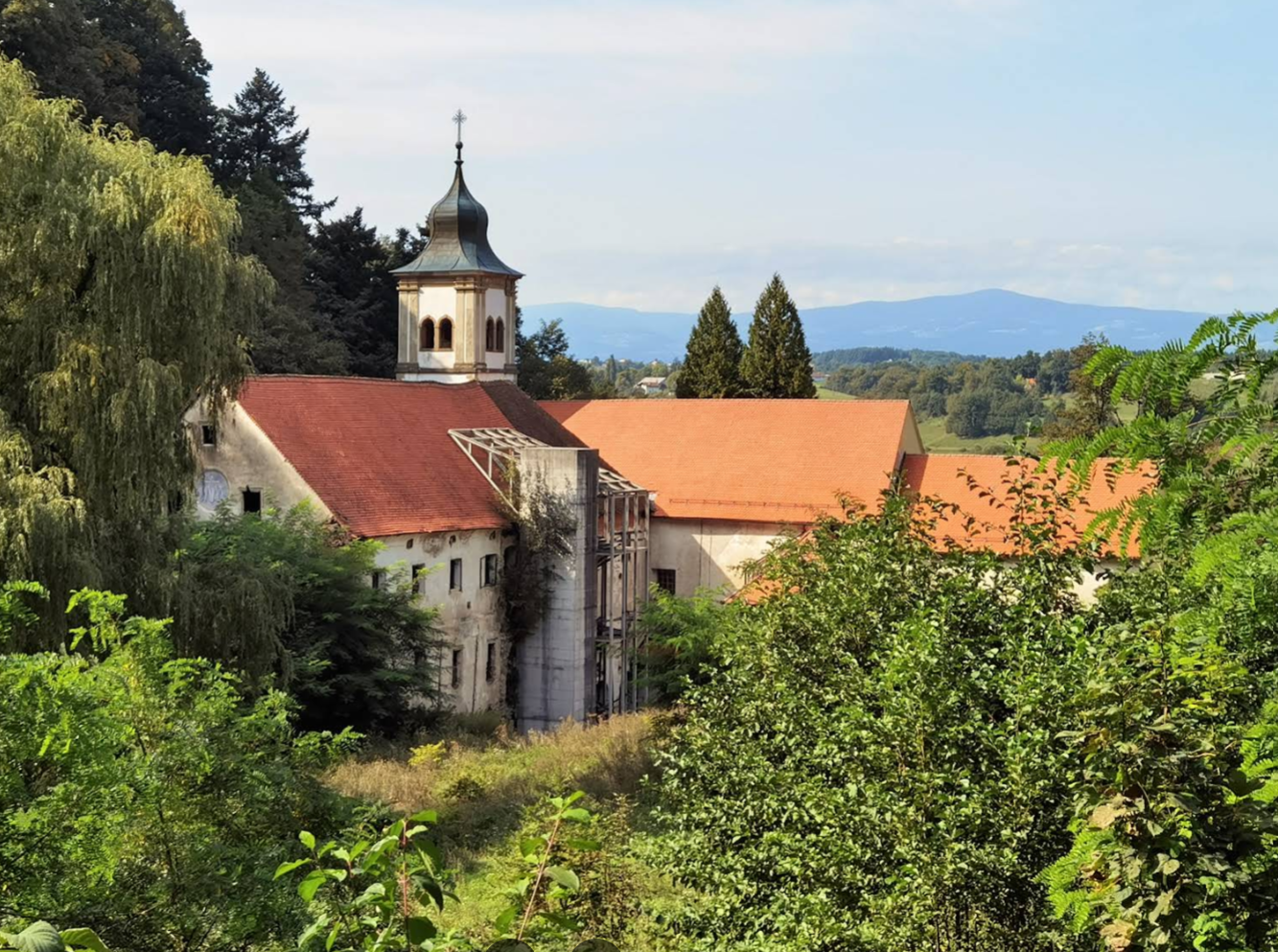 Studenice - Župnijska cerkev sv. Treh kraljev/Studenice Dominican Convent - Háromkirályok-plébániatemplom, domonkos kolostor