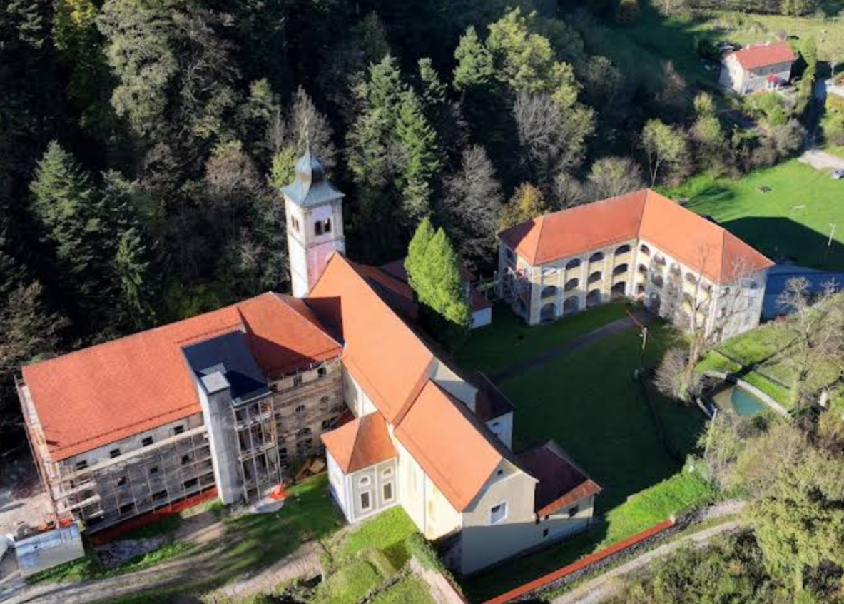 Studenice - Župnijska cerkev sv. Treh kraljev/Studenice Dominican Convent - Háromkirályok-plébániatemplom, domonkos kolostor