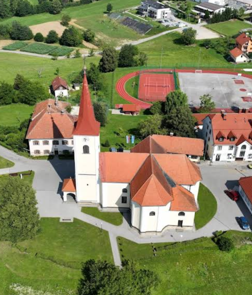 Sveti Tomaž - Župnijska cerkev Sv. Tomaž - Szent Tamás-plébániatemplom