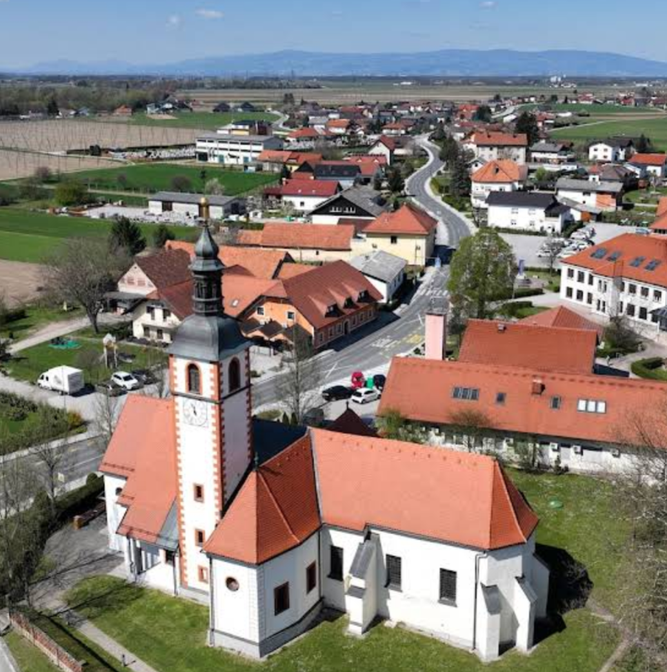 Župnijska cerkev svetega Vidu - Szent Vitus-plébániatemplom