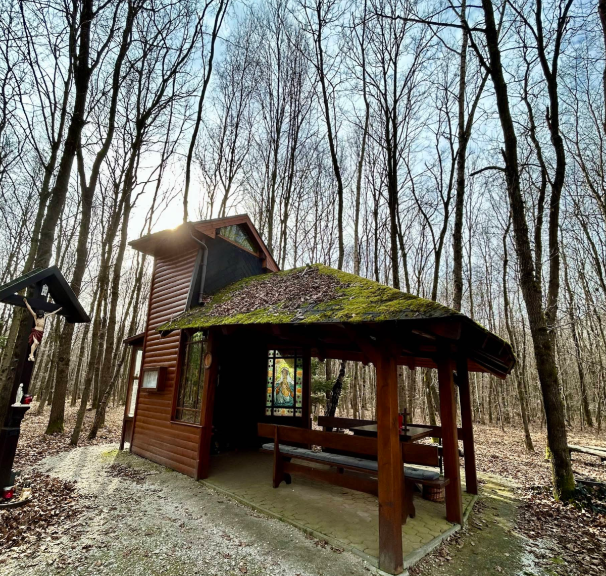 Radmožanci - Radamos - Kapelica sv. Marije v Črnem logu - Szűz Mária-kápolna a Fekete-erdőben
