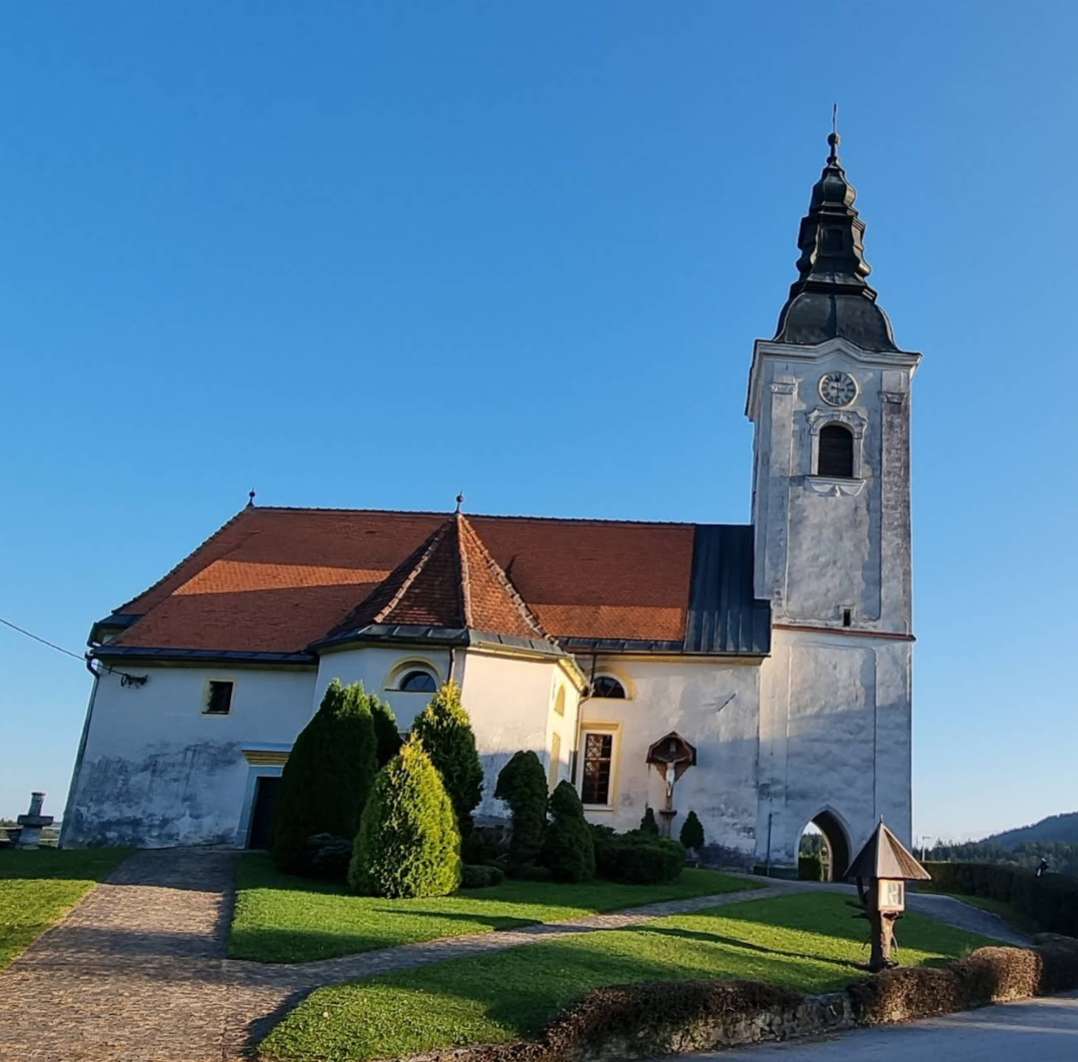Arnače - Župnijska cerkev Sveti Ilija - Szent Illés rk. plébániatemplom