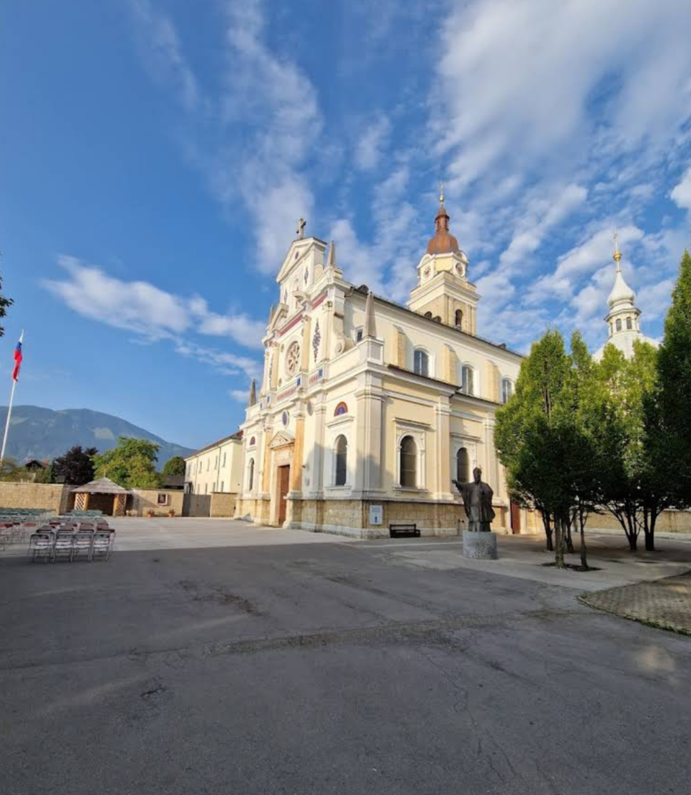 Brezje - Cerkev Matere božje in sv. Roka - Miasszonyunk és Szent Rókus-templom, Segítő Szűzanya Bazilika