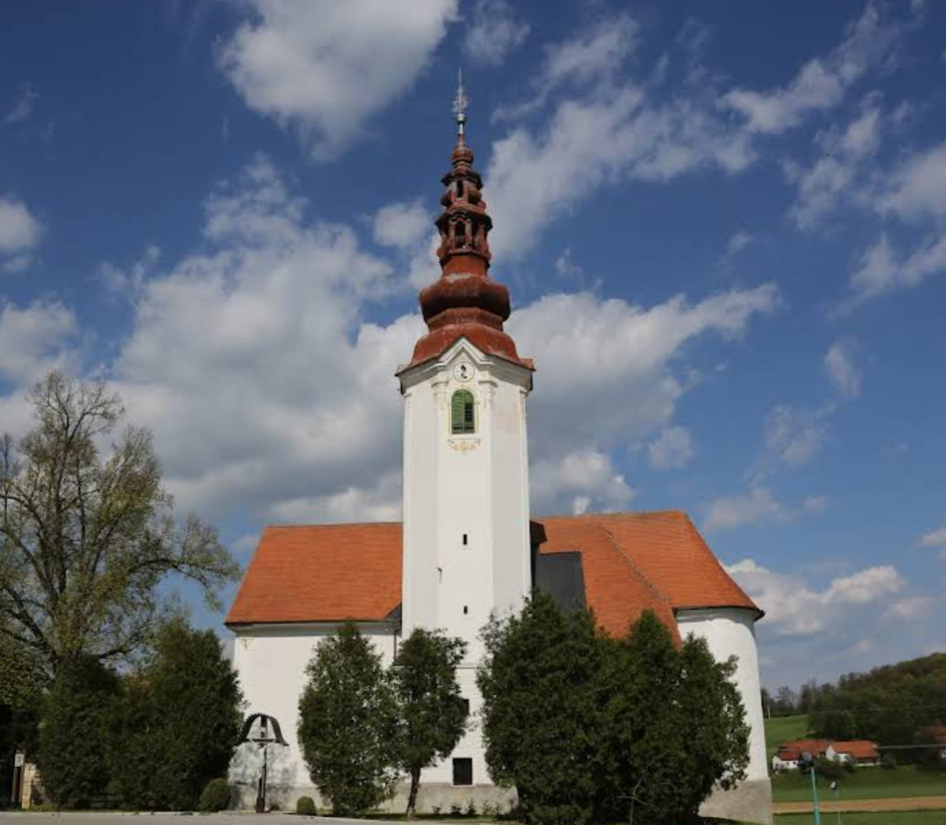 Buče - Župnijska cerkev sv. Petra - Szent Péter-plébániatemplom