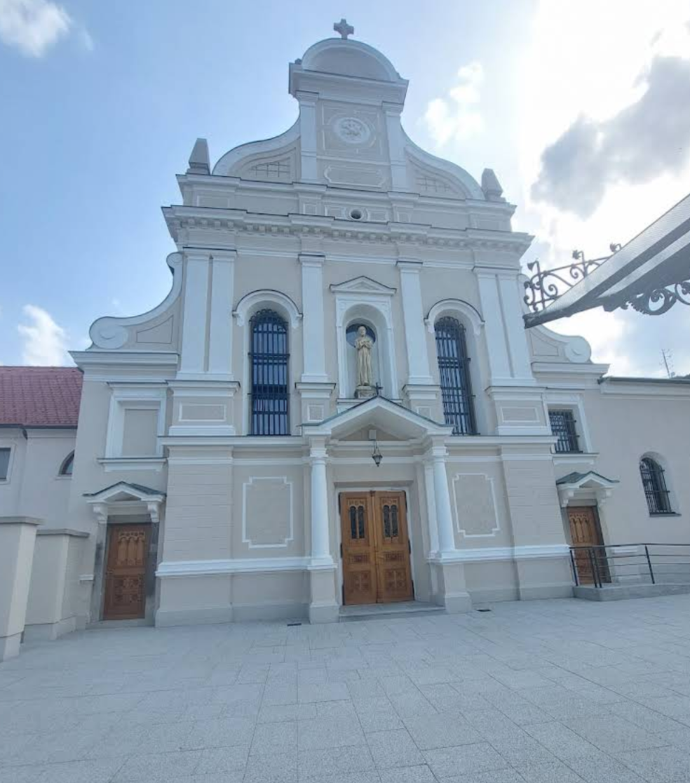 Celje - Cerkev svete Cecilije, Kapucinski samostan - Szent Cecília-templom, kapucinus kolostor