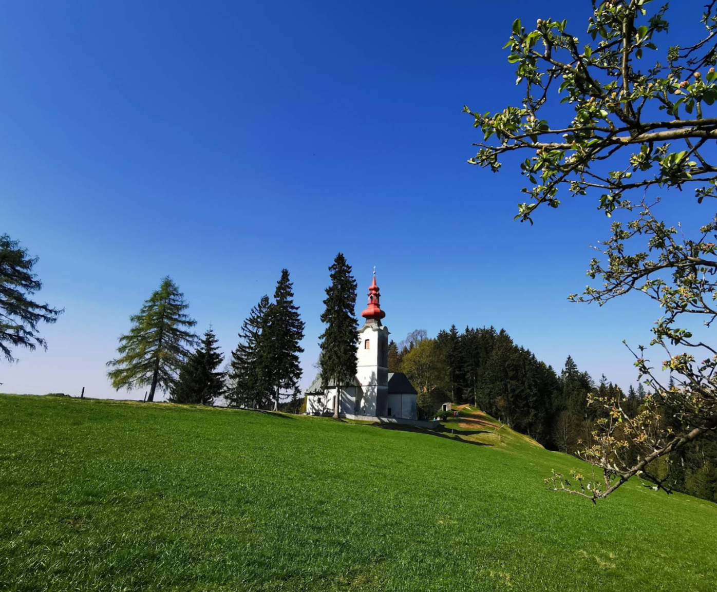 Čreta pri Vranskem - Cerkev Matere božje - Isten Anyja-templom