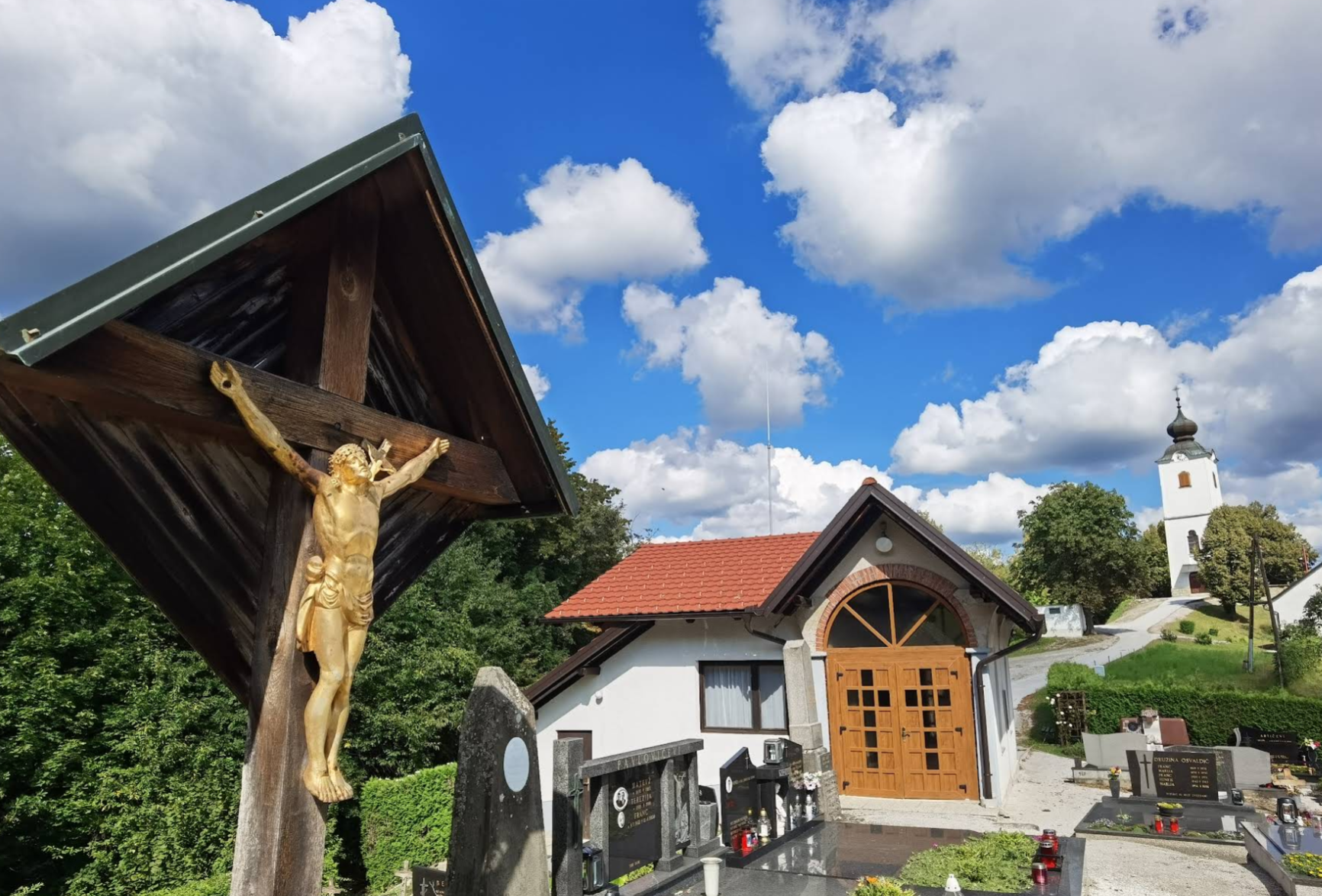 Dobovec pri Rogatcu - Župnijska cerkev sv. Roka - Szent Rókus-plébániatemplom