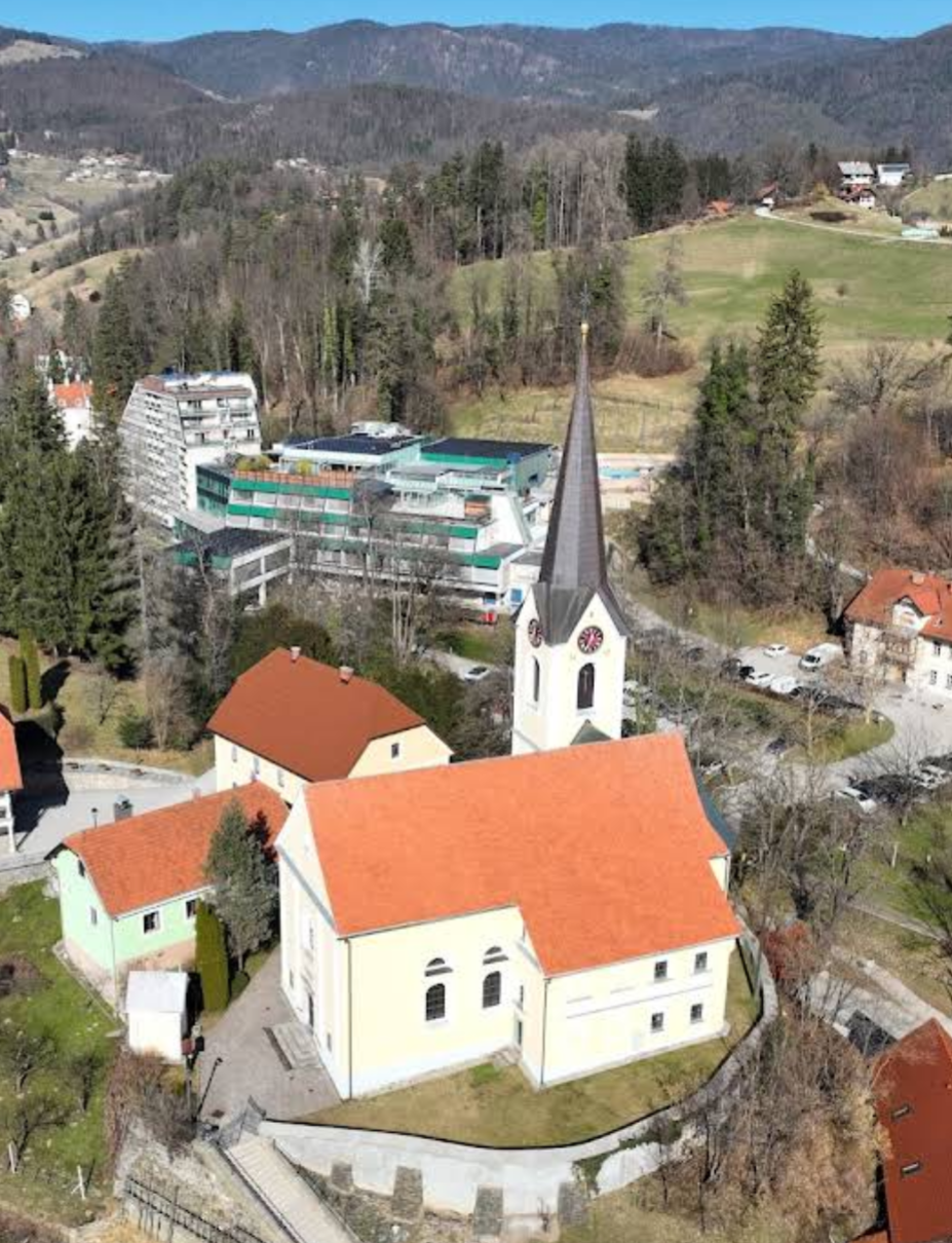 Dobrna - Cerkev Marijinega vnebovzetja - Mária Mennybemenetele-templom