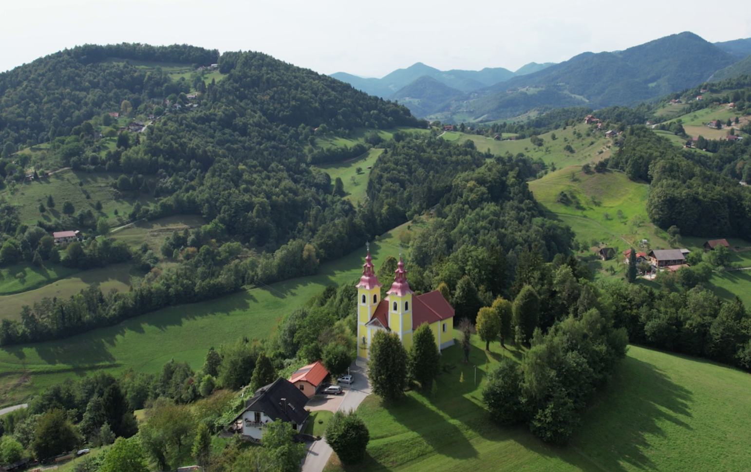 Dol pod Gojko - Cerkev sv. Trojice - Szentháromság-templom (Gojka, 433 m)