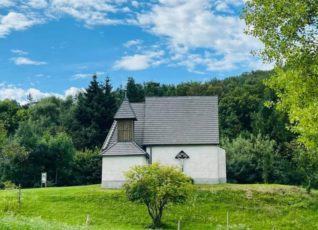 Drevenik - Cerkev sv. Miklavža na Boču - Szent Miklós-templom a Boč-hegyen