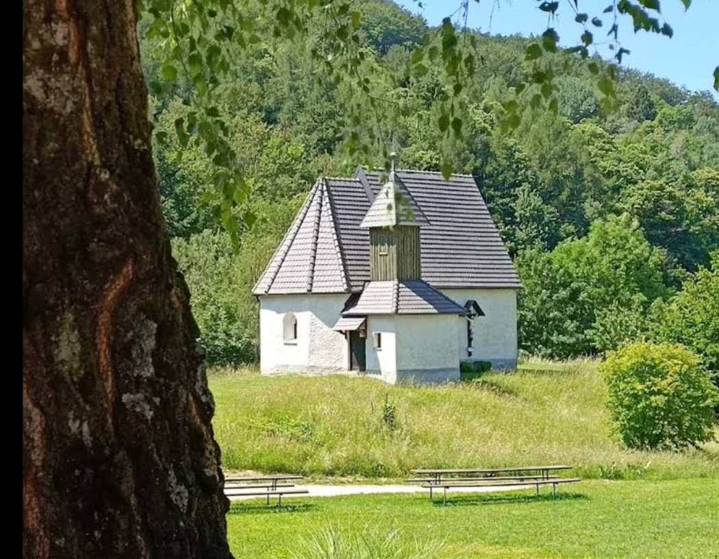 Drevenik - Cerkev sv. Miklavža na Boču - Szent Miklós-templom a Boč-hegyen