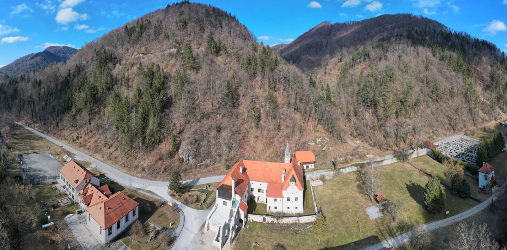 Jurklošter - Kartuzijanski samostan Jurklošter - karthauzi kolostor
