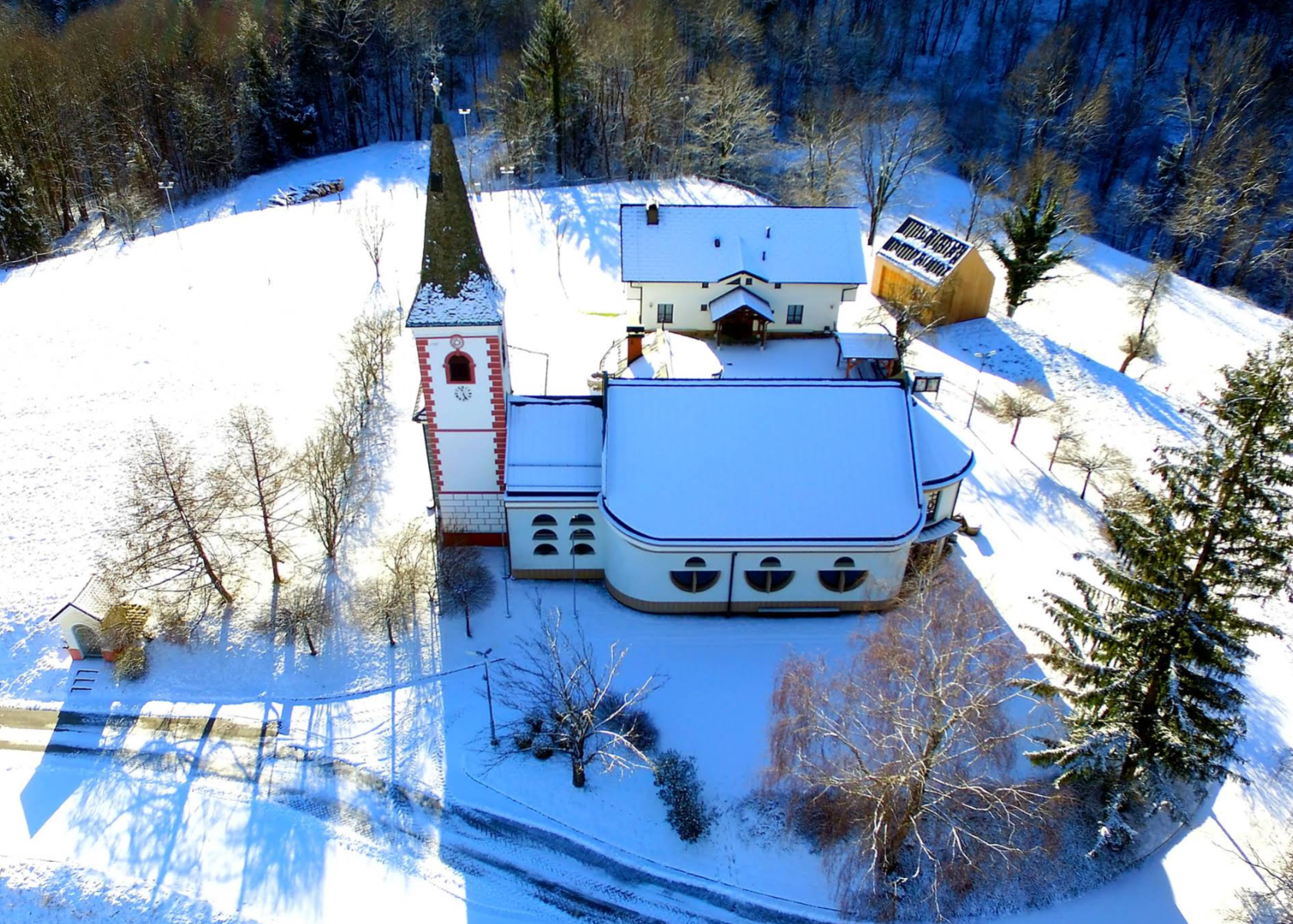 Loboje - Cerkev sv. Neže - Szent Ágnes-templom (Motnikarjev hrib, 369 m)