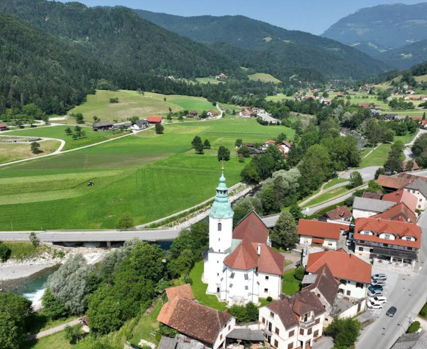 Župnijska cerkev sv. Elizabete Ogrske - Árpád-házi Szent Erzsébet-plébániatemplom