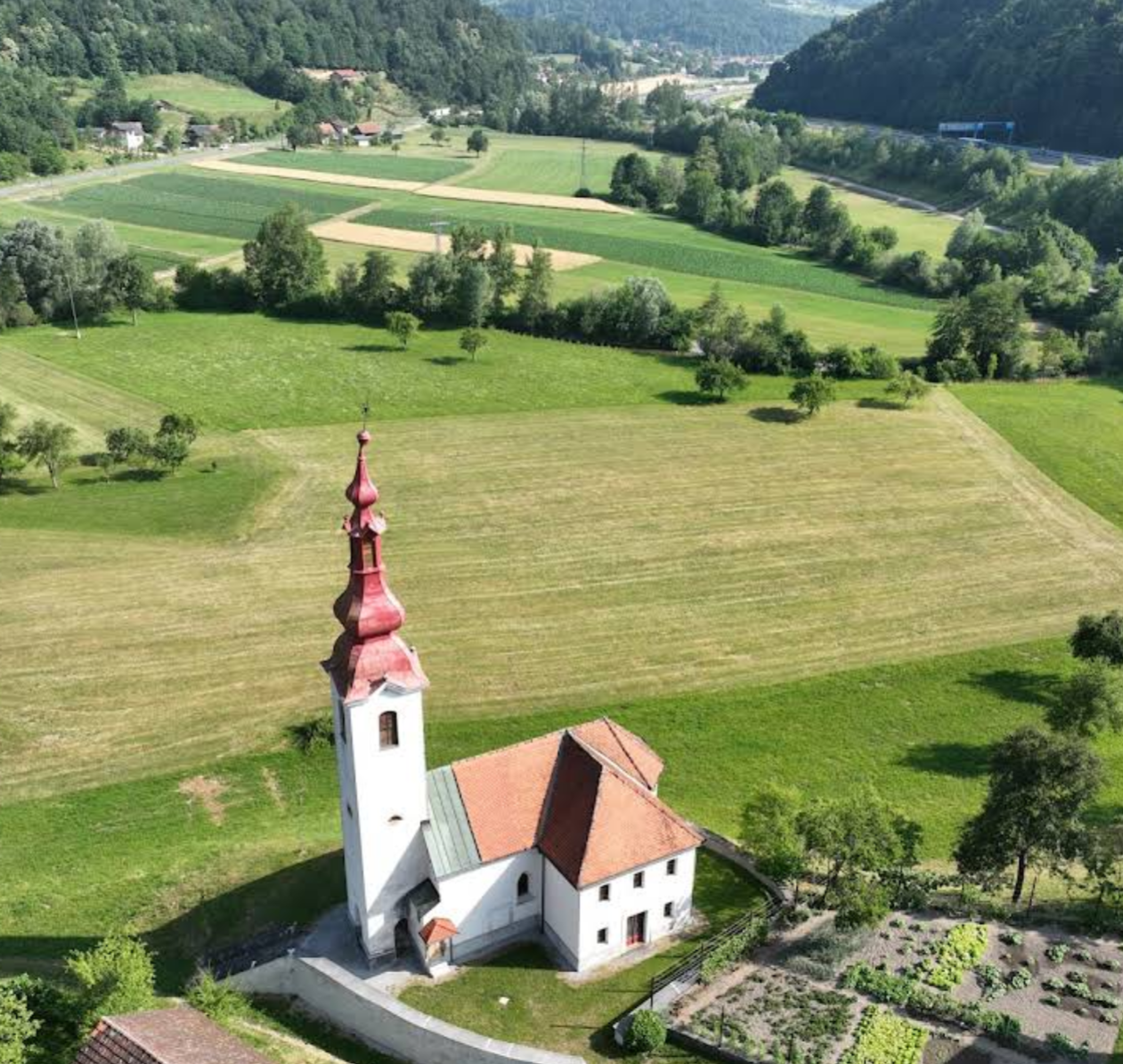 Ločica pri Vranskem - Cerkev sv. Marije Magdalene na Ločici - Szent Mária Magdolna-templom