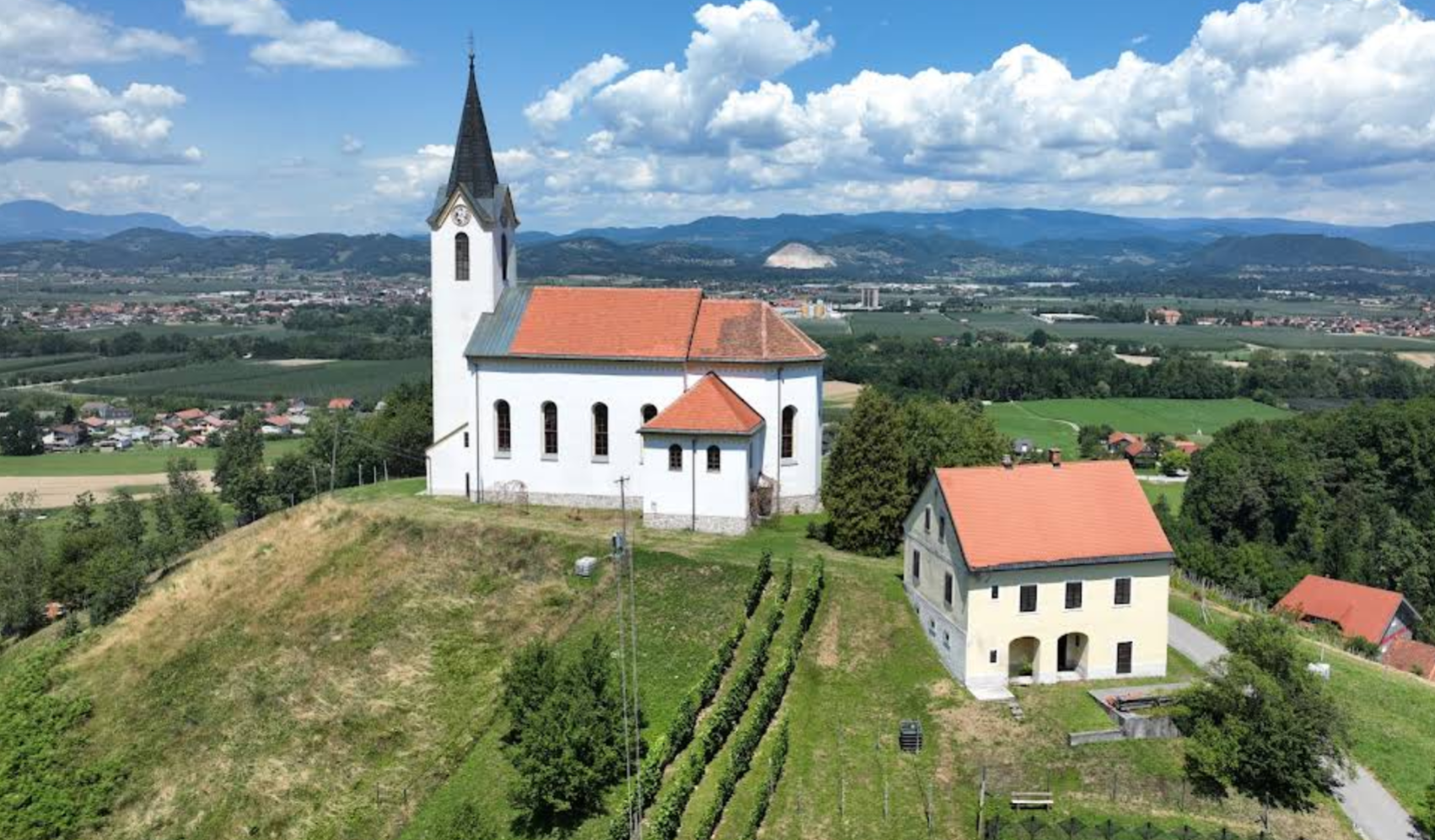Migojnice - Cerkev Lurške Matere božje - Lourdes-i Szűzanya-templom (Gradišče/Lurd, 341 m)