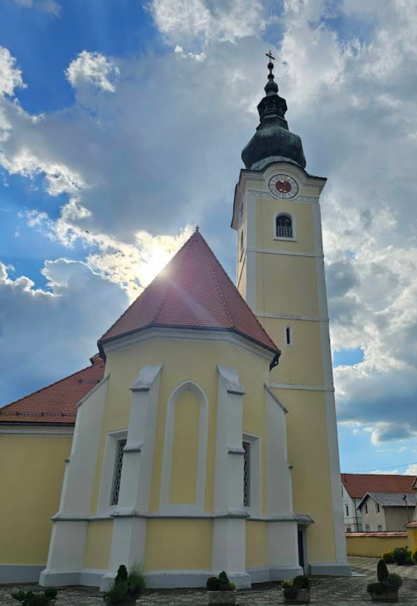 Petrovče - Župnijska cerkev Marijinega obiskanja - Sarlós Boldogasszony-plébániatemplom